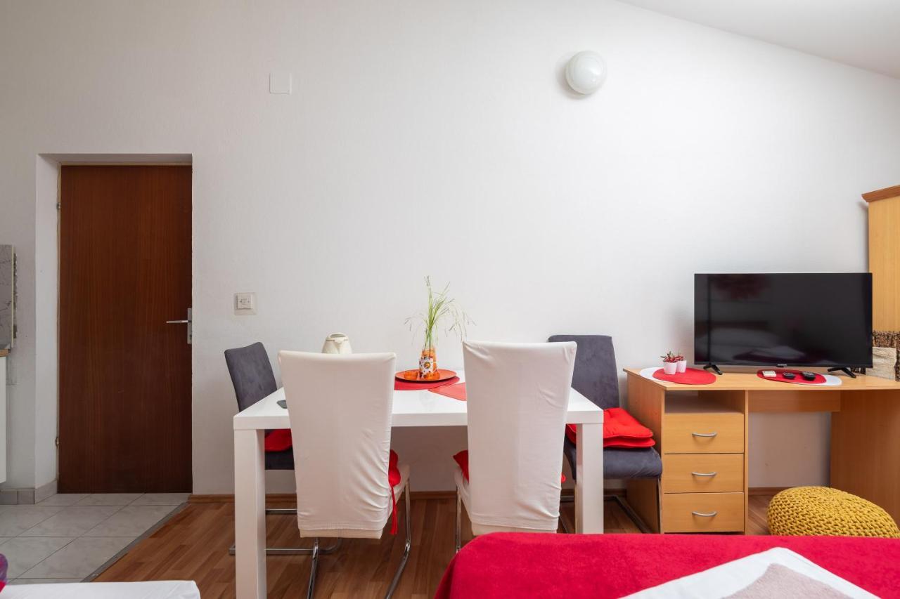 Beach Apartments Borovina Stanici 外观 照片