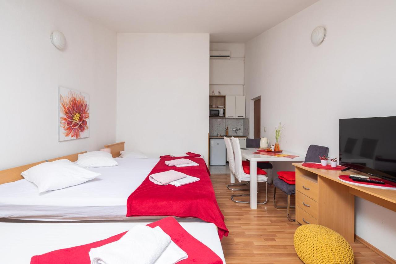 Beach Apartments Borovina Stanici 外观 照片
